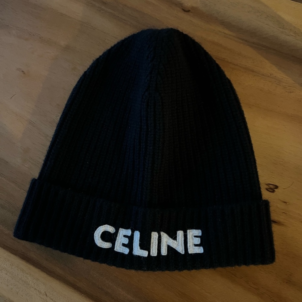 Celine hat